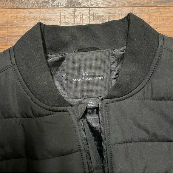 SOLD XL Men’s Marc Anthony Black Quilted Puffer Vest Extra Large Winter Layer - Picture 3 of 10